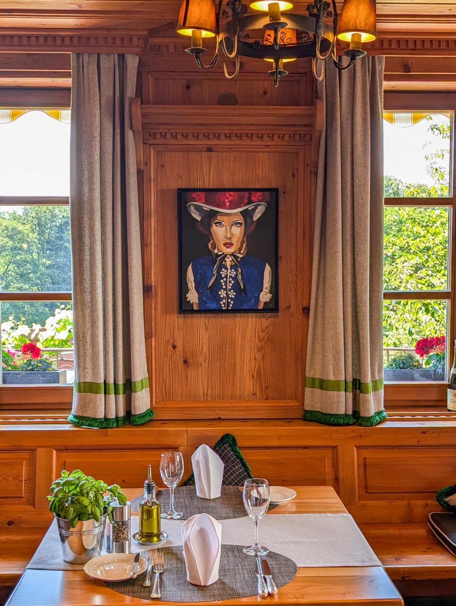 Hotel Restaurant Vinothek Lamm Bad Herrenalb Exterior photo