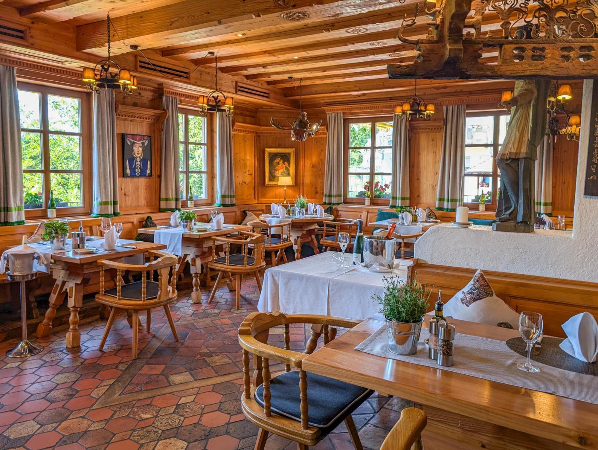 Hotel Restaurant Vinothek Lamm Bad Herrenalb Exterior photo