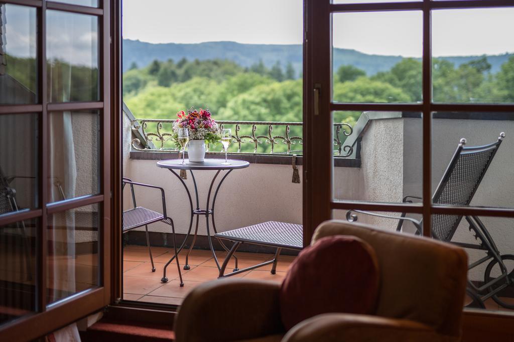 Hotel Restaurant Vinothek Lamm Bad Herrenalb Exterior photo
