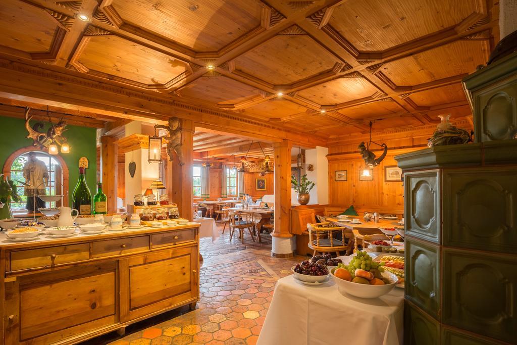 Hotel Restaurant Vinothek Lamm Bad Herrenalb Exterior photo