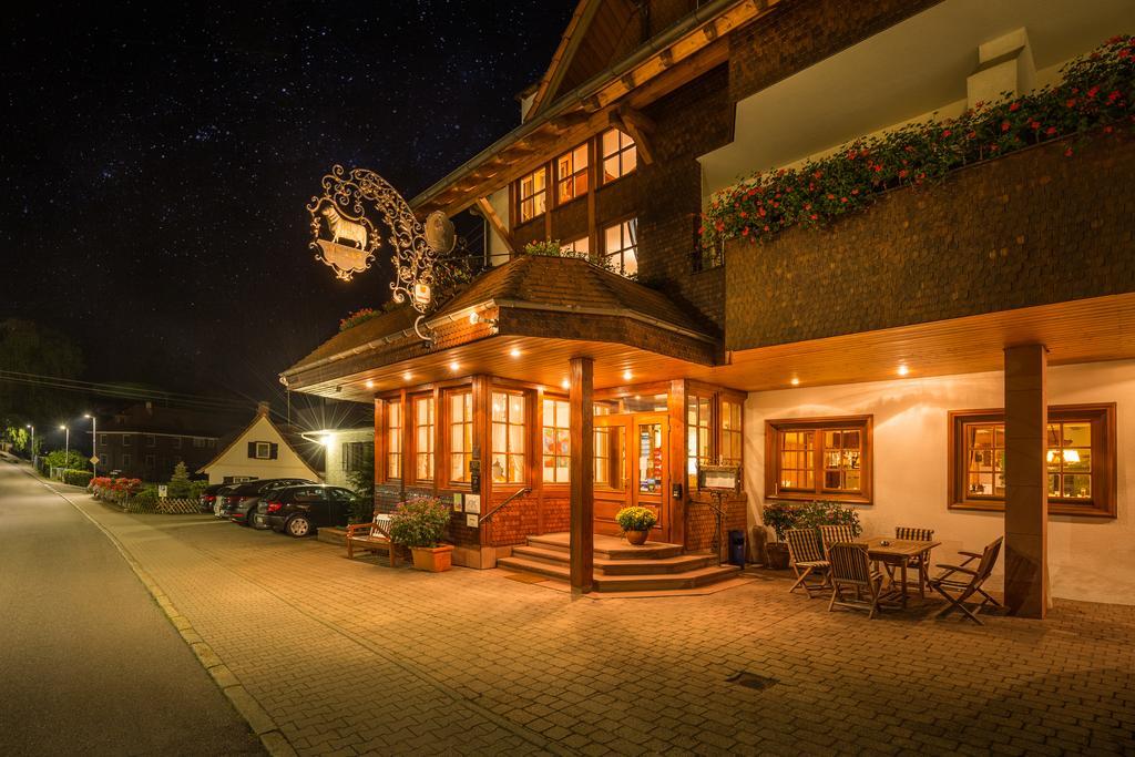 Hotel Restaurant Vinothek Lamm Bad Herrenalb Exterior photo
